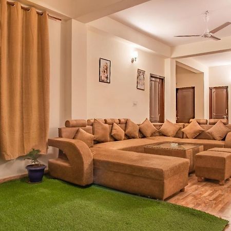 Pine Villa Kasauli Esterno foto