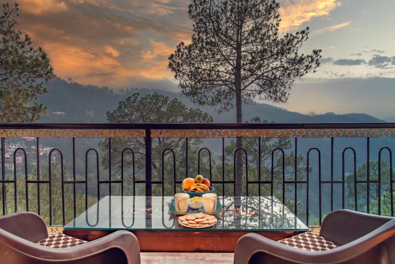 Pine Villa Kasauli Esterno foto