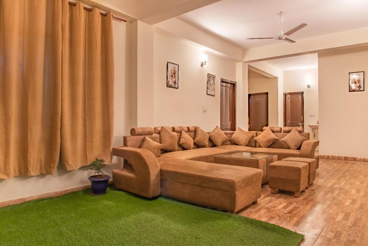 Pine Villa Kasauli Esterno foto