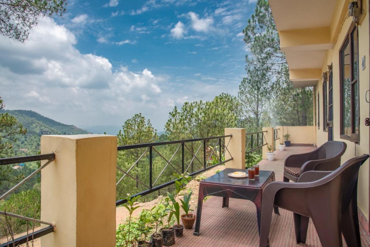 Pine Villa Kasauli Esterno foto